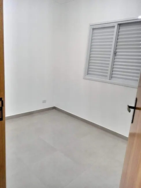 Casa com 2 quartos à venda, 150m2 em Rádio Clube, Santos - SP - imagem 9 Foto 9 de Casa com 2 quartos à venda, 150m2 em Rádio Clube, Santos - SP