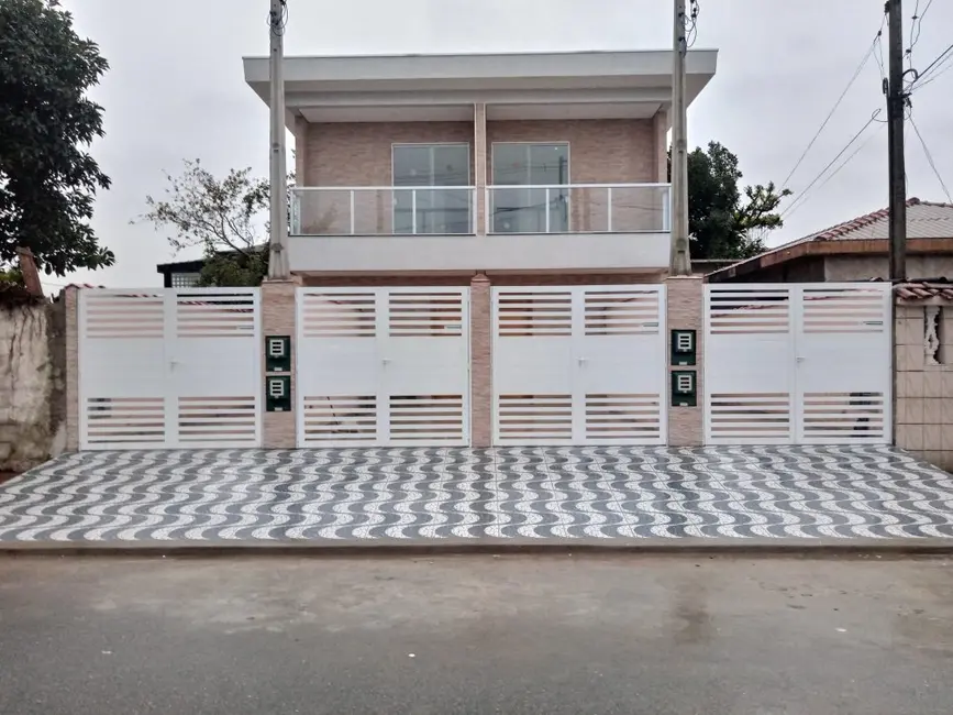Foto 1 de Casa com 2 quartos à venda, 150m2 em Rádio Clube, Santos - SP