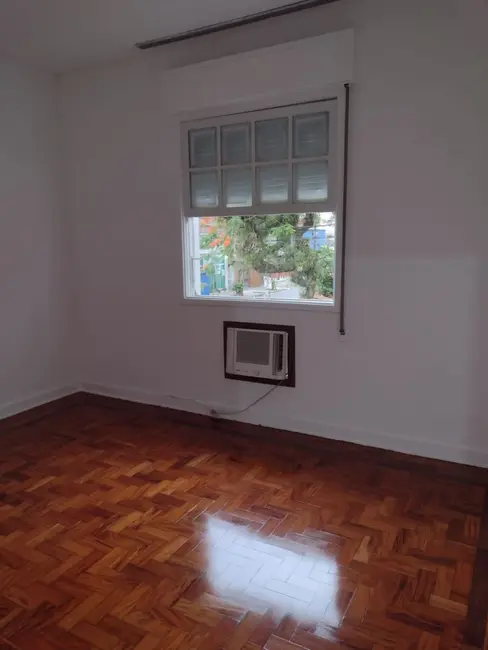 Casa com 3 quartos para alugar, 120m2 em Aparecida, Santos - SP - imagem 9 Foto 9 de Casa com 3 quartos para alugar, 120m2 em Aparecida, Santos - SP