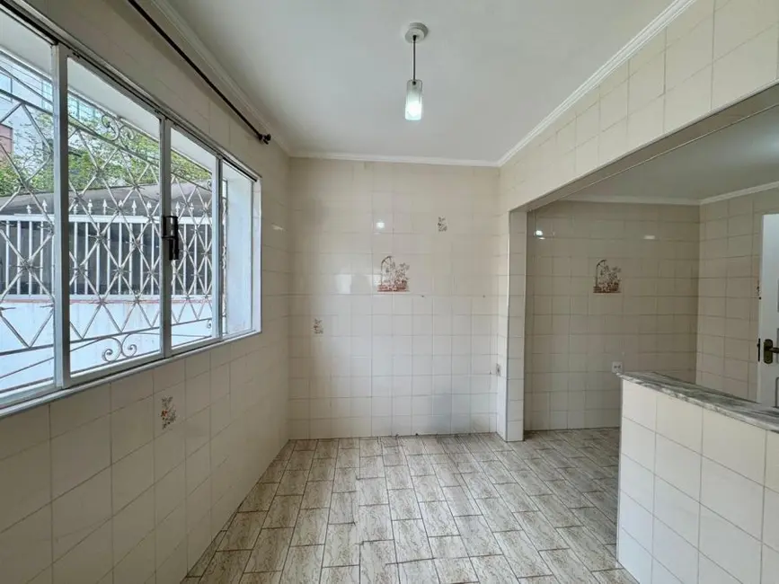 Casa com 3 quartos para alugar, 120m2 em Aparecida, Santos - SP - imagem 7 Foto 7 de Casa com 3 quartos para alugar, 120m2 em Aparecida, Santos - SP