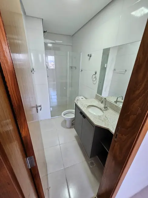 Apartamento com 2 quartos para alugar, 55m2 em Macuco, Santos - SP - imagem 9 Foto 9 de Apartamento com 2 quartos para alugar, 55m2 em Macuco, Santos - SP