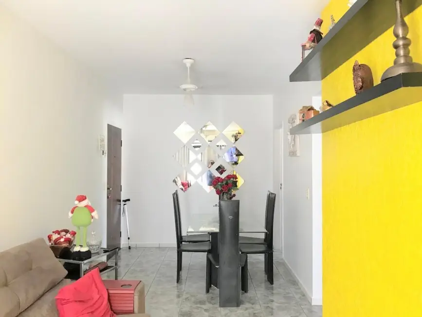 Foto 6 de Apartamento com 2 quartos à venda, 60m2 em Jardim Las Palmas, Guaruja - SP