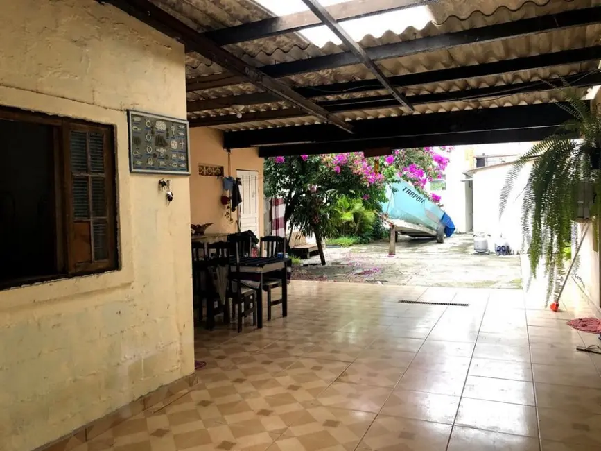 Sala Comercial com 3 quartos à venda, 300m2 em Peruibe - SP - imagem 9 Foto 9 de Sala Comercial com 3 quartos à venda, 300m2 em Peruibe - SP