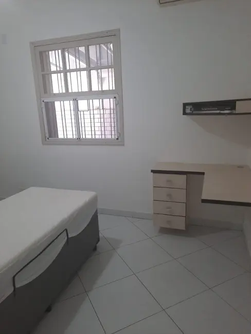 Foto 5 de Casa com 3 quartos à venda, 140m2 em Ponta da Praia, Santos - SP
