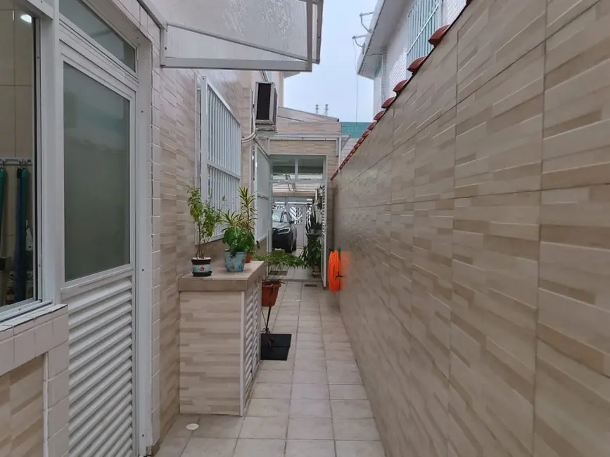 Foto 8 de Casa com 3 quartos à venda, 120m2 em Ponta da Praia, Santos - SP