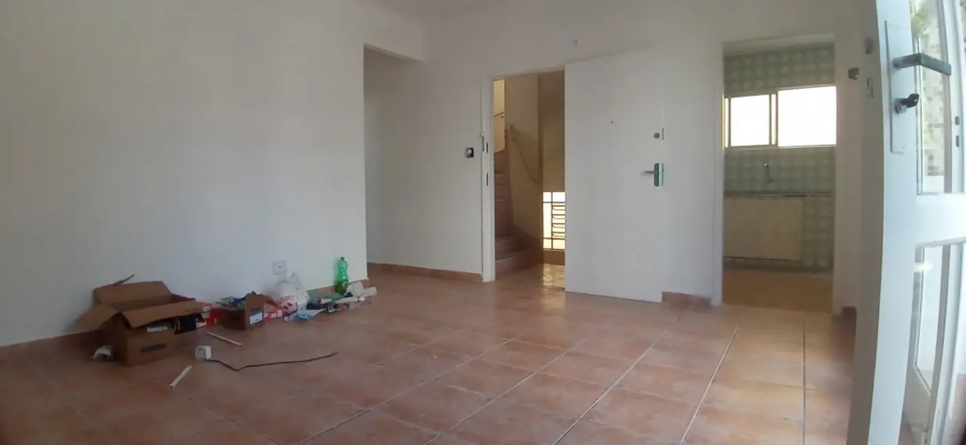 Apartamento com 2 quartos para alugar, 85m2 em Embaré, Santos - SP - imagem 3 Foto 3 de Apartamento com 2 quartos para alugar, 85m2 em Embaré, Santos - SP