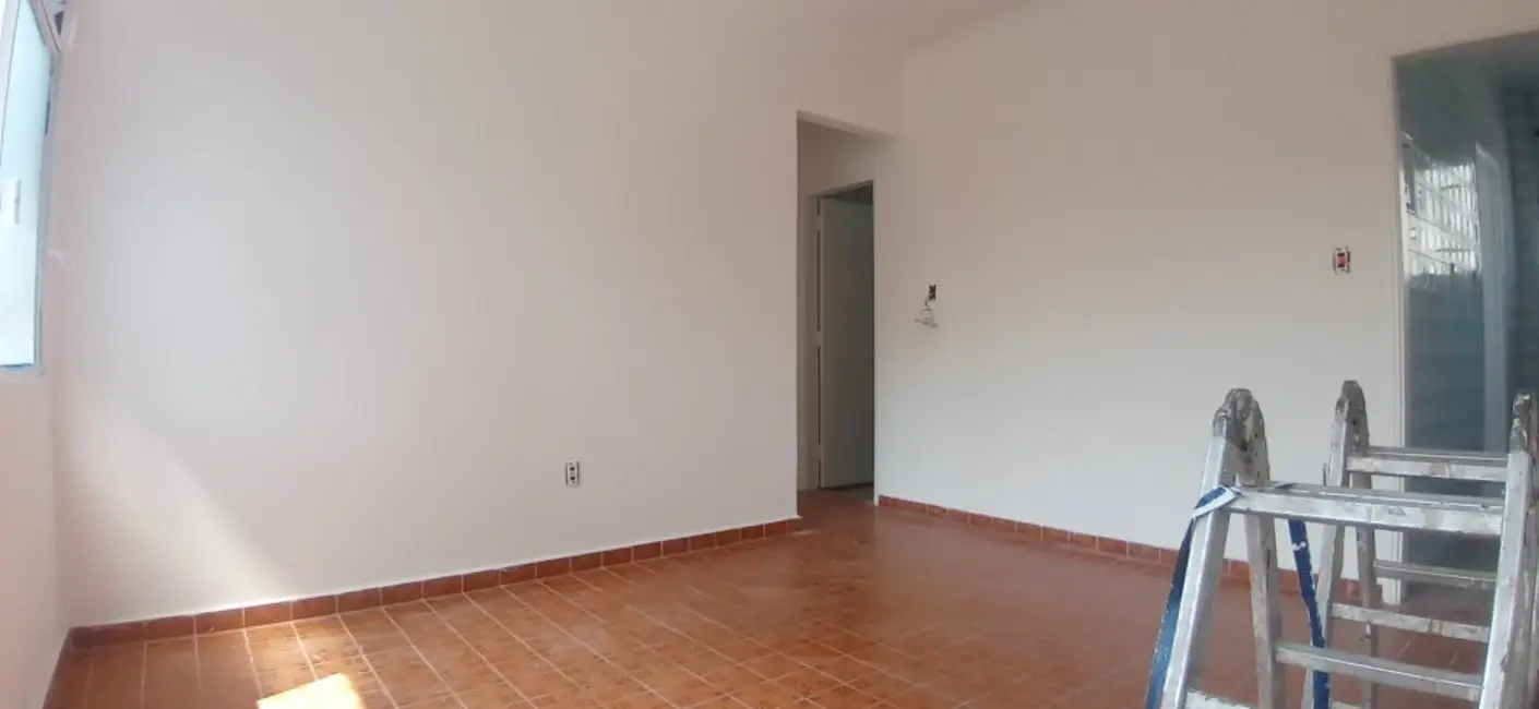 Apartamento com 2 quartos para alugar, 75m2 em Embaré, Santos - SP - imagem 2 Foto 2 de Apartamento com 2 quartos para alugar, 75m2 em Embaré, Santos - SP