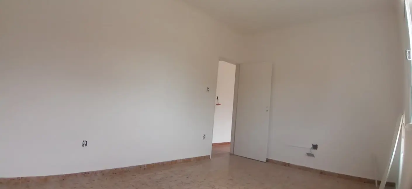 Apartamento com 2 quartos para alugar, 75m2 em Embaré, Santos - SP - imagem 6 Foto 6 de Apartamento com 2 quartos para alugar, 75m2 em Embaré, Santos - SP