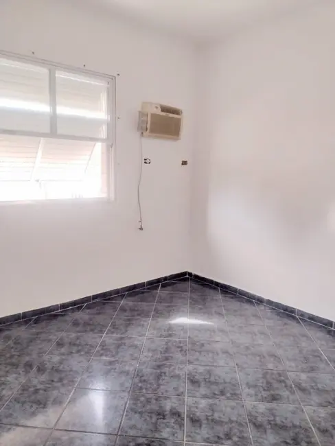 Foto 3 de Apartamento com 2 quartos à venda, 65m2 em Embaré, Santos - SP