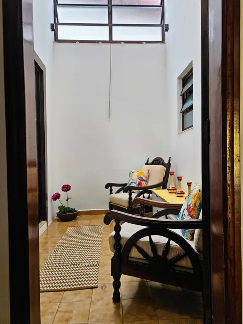 Casa com 6 quartos à venda, 600m2 em Itanhaem - SP - imagem 4 Foto 4 de Casa com 6 quartos à venda, 600m2 em Itanhaem - SP
