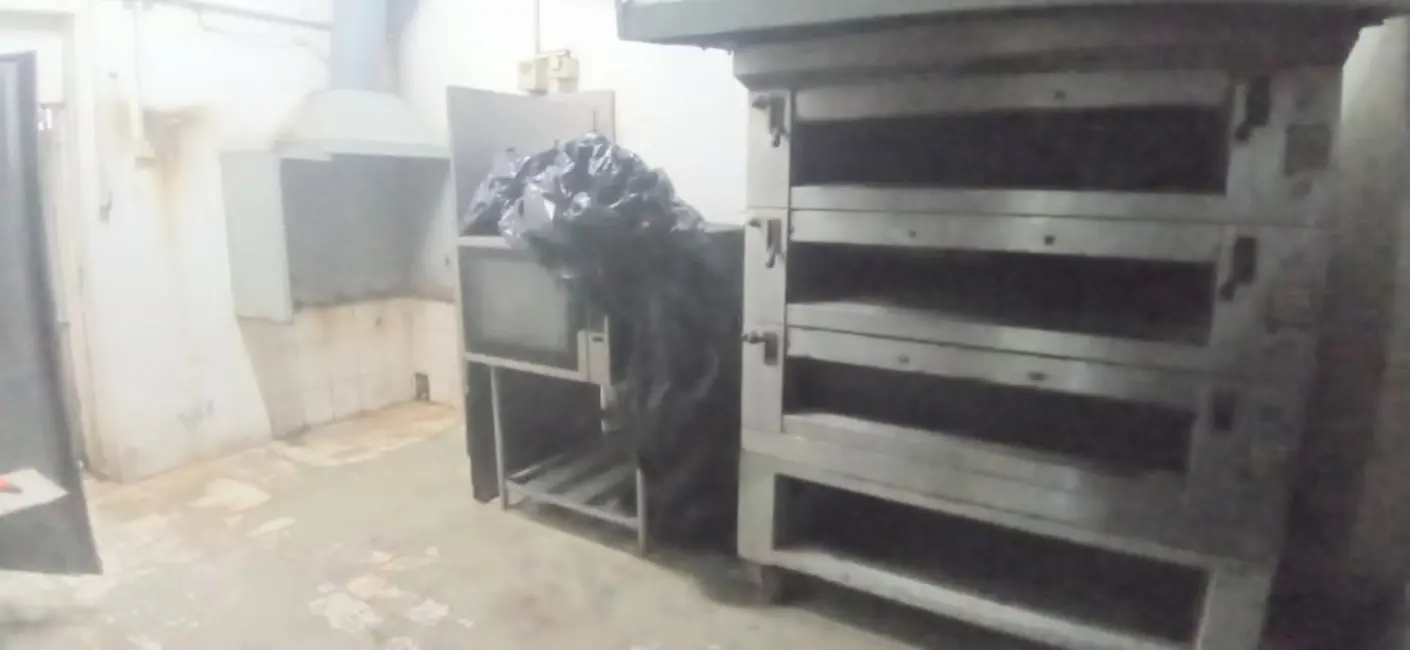 Foto 2 de Sala Comercial para alugar, 400m2 em Macuco, Santos - SP