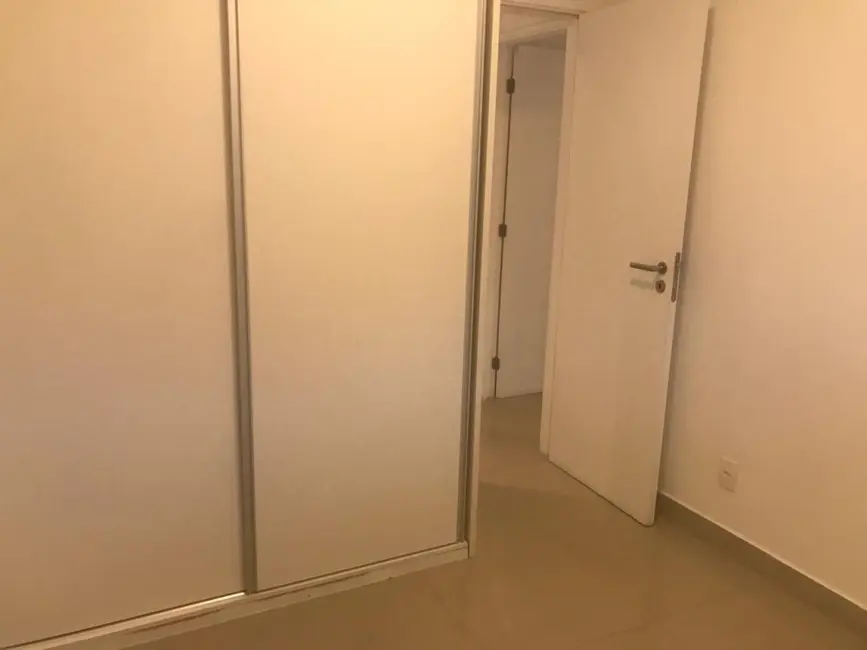 Apartamento com 3 quartos para alugar, 84m2 em José Menino, Santos - SP - imagem 4 Foto 4 de Apartamento com 3 quartos para alugar, 84m2 em José Menino, Santos - SP