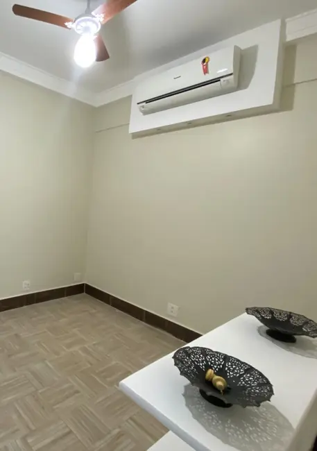 Foto 4 de Apartamento com 1 quarto à venda, 40m2 em Morro dos Barbosas, Sao Vicente - SP