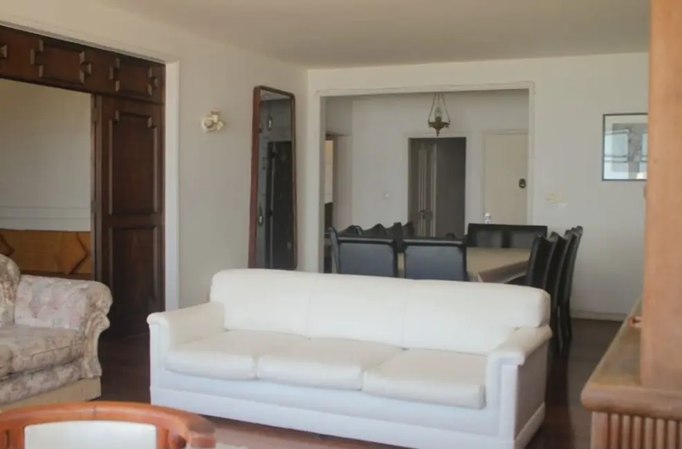 Apartamento com 4 quartos à venda, 215m2 em Pitangueiras, Guaruja - SP - imagem 7 Foto 7 de Apartamento com 4 quartos à venda, 215m2 em Pitangueiras, Guaruja - SP