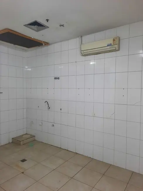 Loja à venda, 30m2 em Gonzaga, Santos - SP - imagem 8 Foto 8 de Loja à venda, 30m2 em Gonzaga, Santos - SP