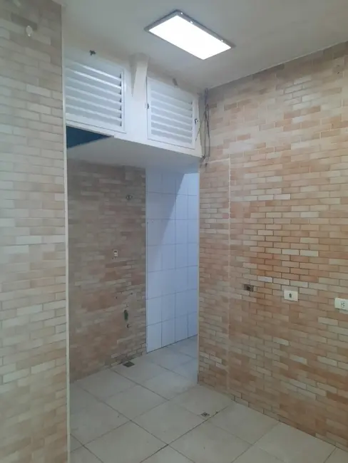 Loja à venda, 30m2 em Gonzaga, Santos - SP - imagem 5 Foto 5 de Loja à venda, 30m2 em Gonzaga, Santos - SP