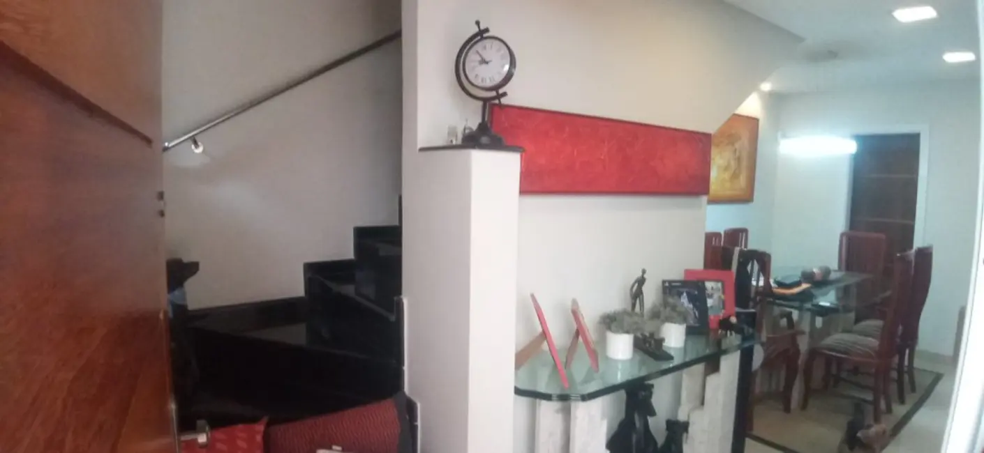 Foto 4 de Casa com 2 quartos à venda, 130m2 em Ponta da Praia, Santos - SP