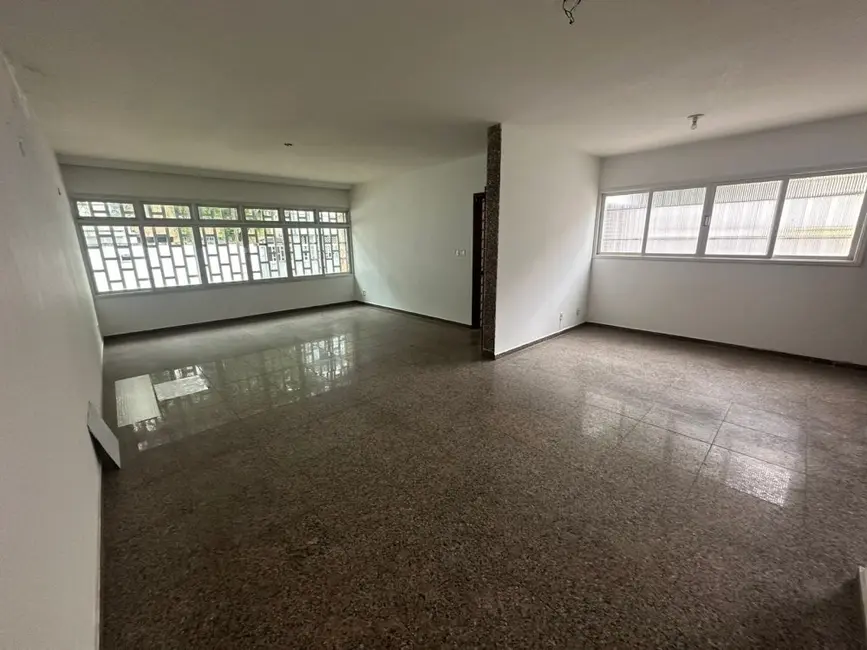 Casa com 6 quartos para alugar, 320m2 em Ponta da Praia, Santos - SP - imagem 3 Foto 3 de Casa com 6 quartos para alugar, 320m2 em Ponta da Praia, Santos - SP