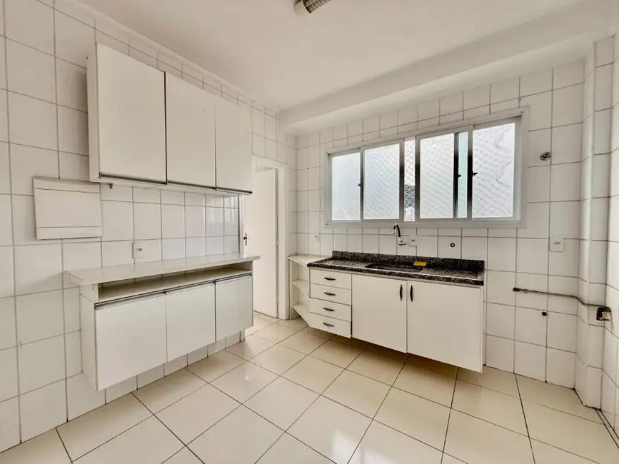 Foto 8 de Cobertura com 2 quartos para alugar, 150m2 em Marapé, Santos - SP