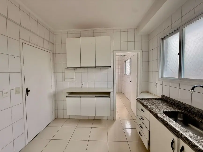 Foto 9 de Cobertura com 2 quartos para alugar, 150m2 em Marapé, Santos - SP