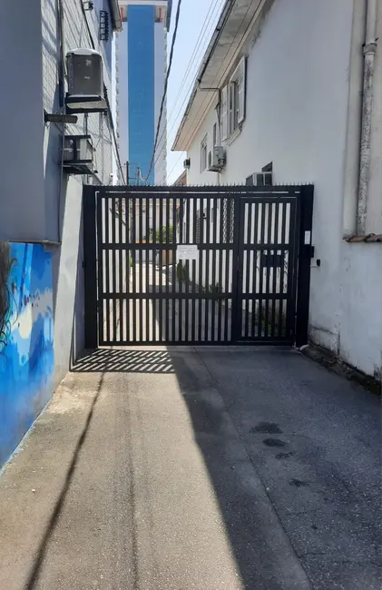 Casa com 3 quartos à venda, 165m2 em Gonzaga, Santos - SP - imagem 2 Foto 2 de Casa com 3 quartos à venda, 165m2 em Gonzaga, Santos - SP