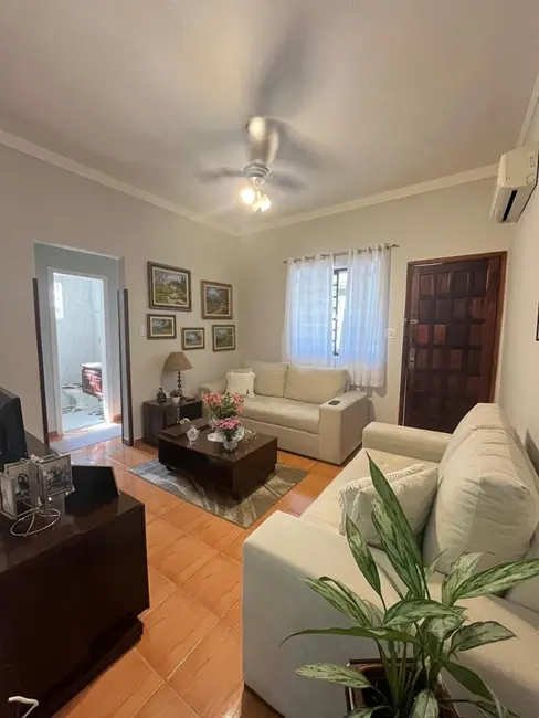 Foto 5 de Casa com 4 quartos à venda, 140m2 em Vila Valença, Sao Vicente - SP