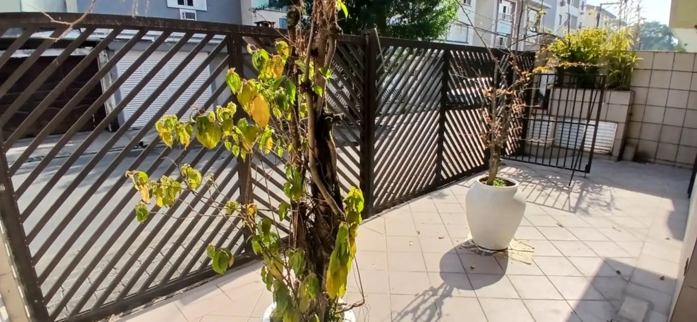 Casa com 3 quartos à venda, 105m2 em Ponta da Praia, Santos - SP - imagem 3 Foto 3 de Casa com 3 quartos à venda, 105m2 em Ponta da Praia, Santos - SP