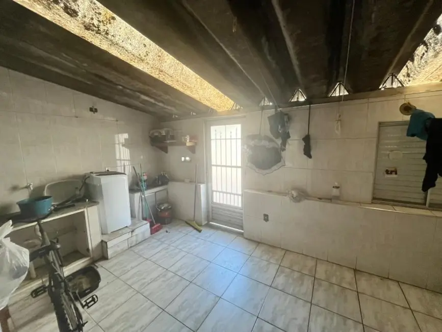 Casa com 2 quartos à venda, 67m2 em Ponta da Praia, Santos - SP - imagem 1 Foto 1 de Casa com 2 quartos à venda, 67m2 em Ponta da Praia, Santos - SP