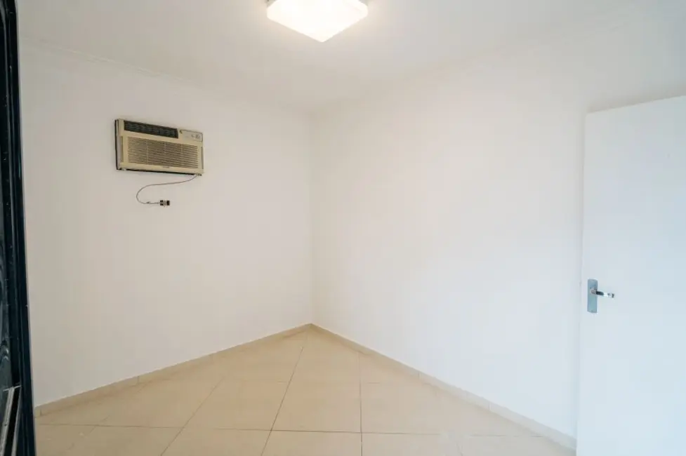 Foto 4 de Apartamento com 2 quartos à venda, 80m2 em Campo Grande, Santos - SP