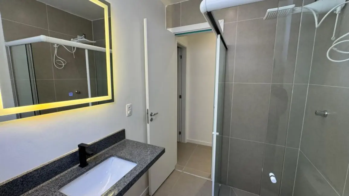 Foto 8 de Apartamento com 2 quartos à venda, 85m2 em Encruzilhada, Santos - SP