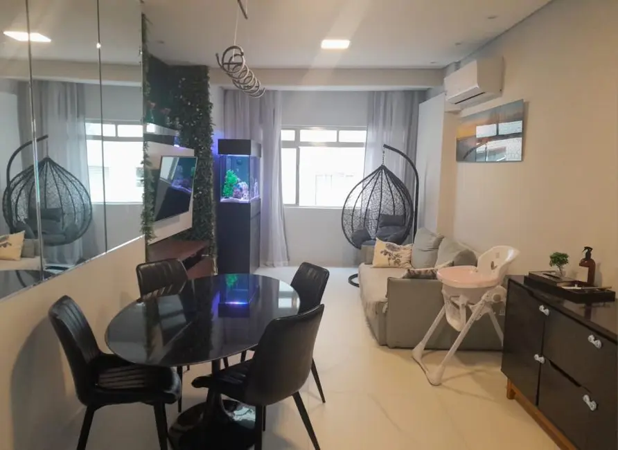 Apartamento com 3 quartos à venda, 126m2 em Gonzaga, Santos - SP - imagem 2 Foto 2 de Apartamento com 3 quartos à venda, 126m2 em Gonzaga, Santos - SP