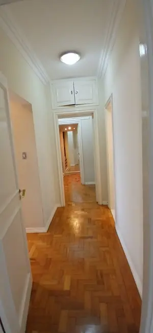 Apartamento com 3 quartos para alugar, 170m2 em Gonzaga, Santos - SP - imagem 9 Foto 9 de Apartamento com 3 quartos para alugar, 170m2 em Gonzaga, Santos - SP