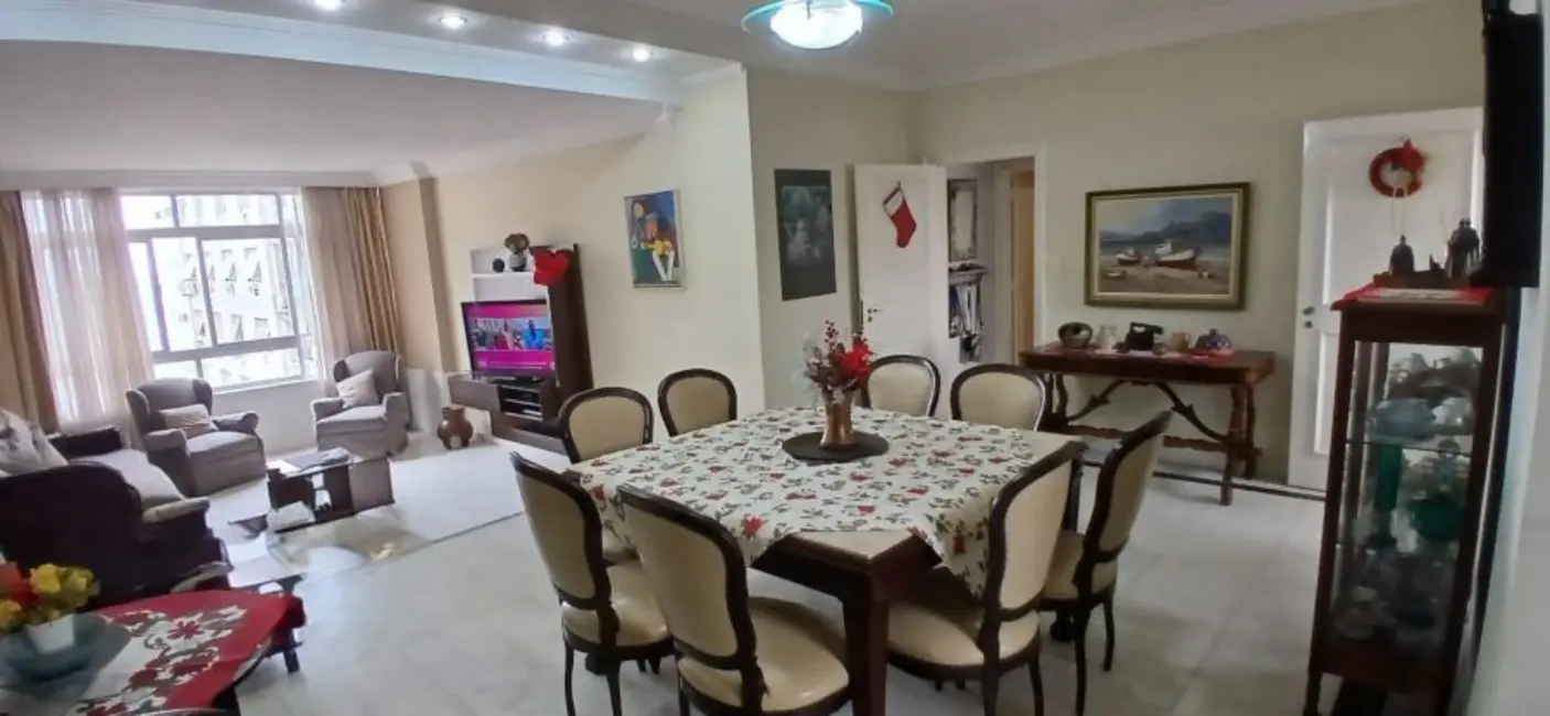 Apartamento com 3 quartos para alugar, 170m2 em Gonzaga, Santos - SP - imagem 5 Foto 5 de Apartamento com 3 quartos para alugar, 170m2 em Gonzaga, Santos - SP