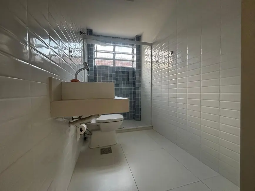 Foto 6 de Apartamento com 2 quartos à venda, 70m2 em Embaré, Santos - SP