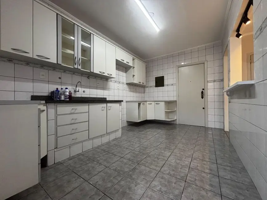 Foto 3 de Apartamento com 2 quartos à venda, 70m2 em Embaré, Santos - SP