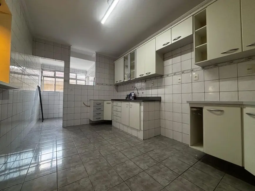 Foto 2 de Apartamento com 2 quartos à venda, 70m2 em Embaré, Santos - SP