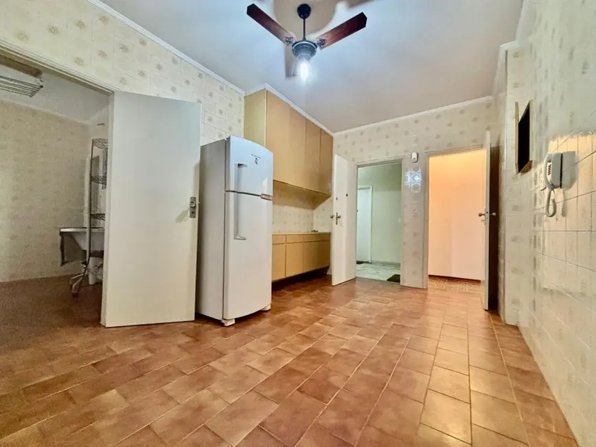 Apartamento com 3 quartos à venda, 140m2 em Embaré, Santos - SP - imagem 8 Foto 8 de Apartamento com 3 quartos à venda, 140m2 em Embaré, Santos - SP