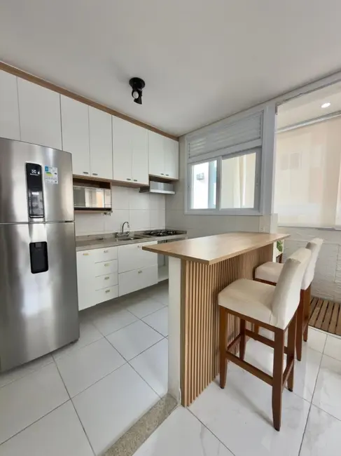 Foto 5 de Apartamento com 2 quartos para alugar, 75m2 em Gonzaga, Santos - SP