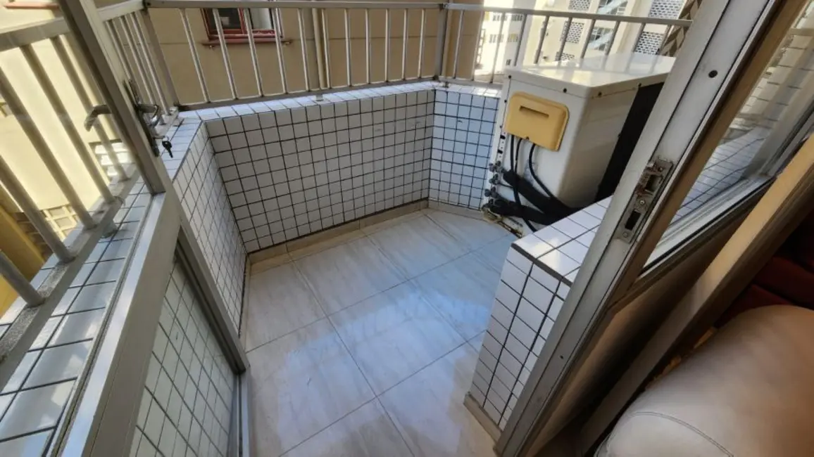 Foto 5 de Apartamento com 2 quartos à venda, 84m2 em Gonzaga, Santos - SP