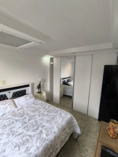 Foto 7 de Apartamento com 2 quartos à venda, 70m2 em Pompéia, Santos - SP