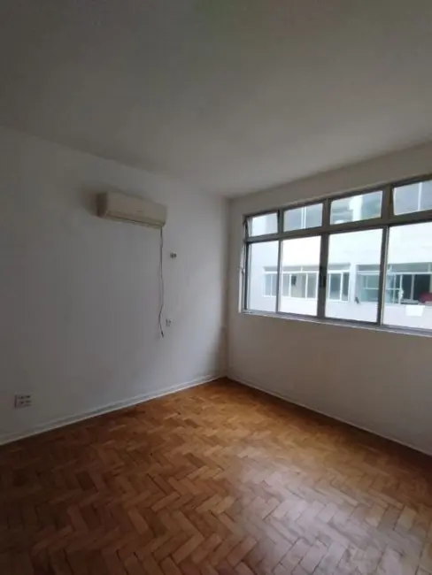 Foto 4 de Apartamento com 2 quartos à venda, 90m2 em Embaré, Santos - SP
