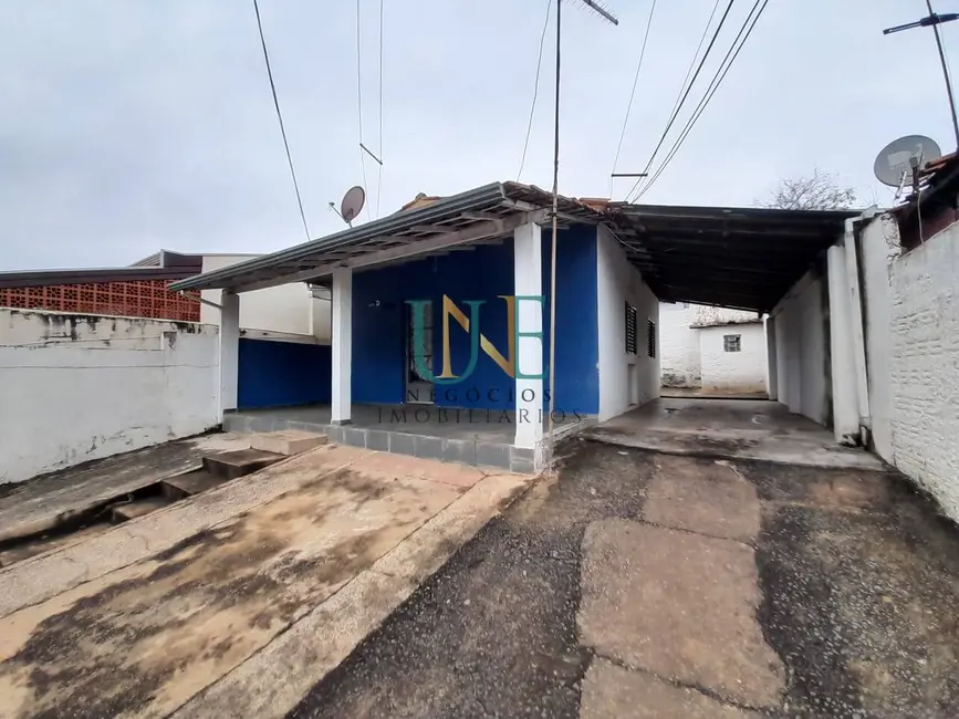 Casa com 3 quartos à venda, 250m2 em Vila Aurocan, Campinas - SP - imagem 3 Foto 3 de Casa com 3 quartos à venda, 250m2 em Vila Aurocan, Campinas - SP