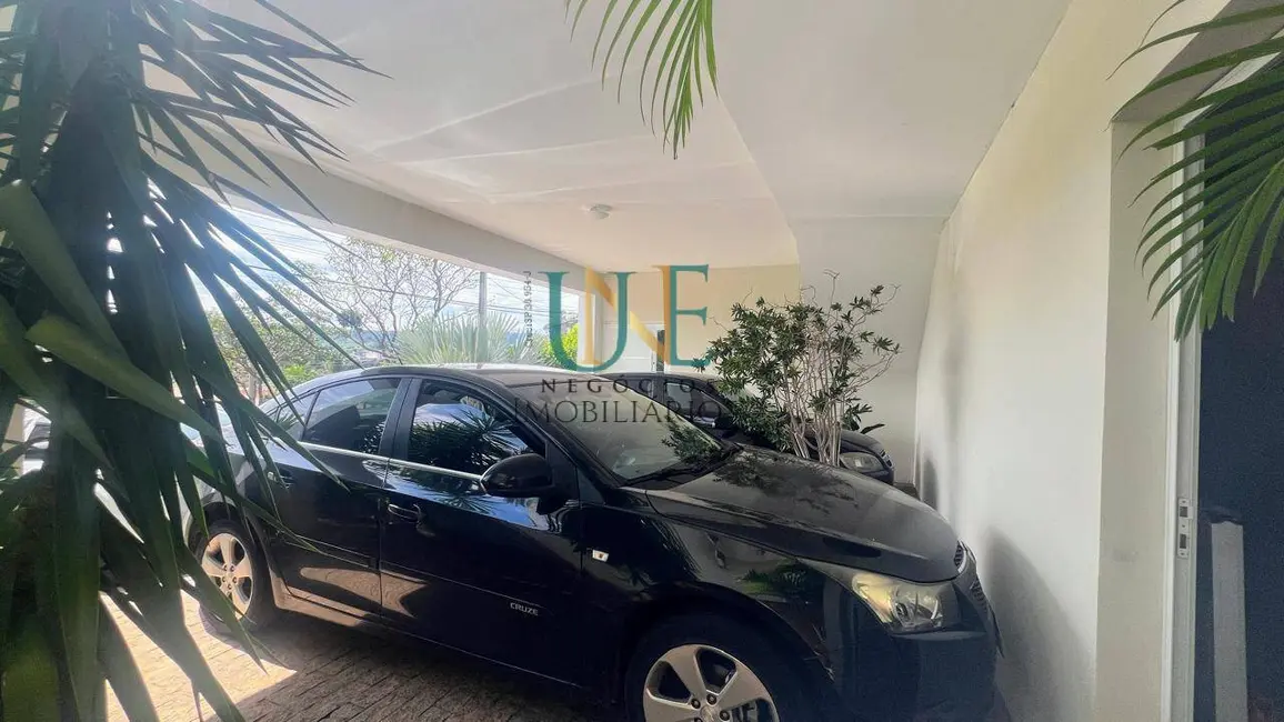 Foto 2 de Casa com 3 quartos à venda, 330m2 em Condomínio Residencial Terras do Oriente, Valinhos - SP