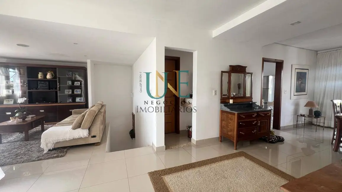 Foto 6 de Casa com 3 quartos à venda, 330m2 em Condomínio Residencial Terras do Oriente, Valinhos - SP