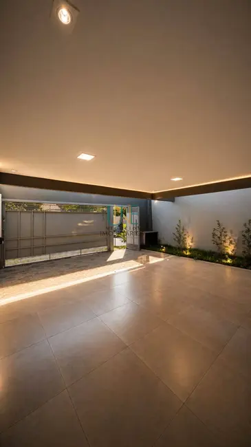 Casa com 3 quartos à venda, 200m2 em Jardim Ibirapuera, Campinas - SP - imagem 3 Foto 3 de Casa com 3 quartos à venda, 200m2 em Jardim Ibirapuera, Campinas - SP