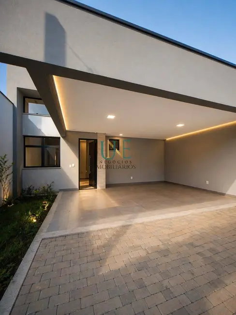 Casa com 3 quartos à venda, 200m2 em Jardim Ibirapuera, Campinas - SP - imagem 2 Foto 2 de Casa com 3 quartos à venda, 200m2 em Jardim Ibirapuera, Campinas - SP