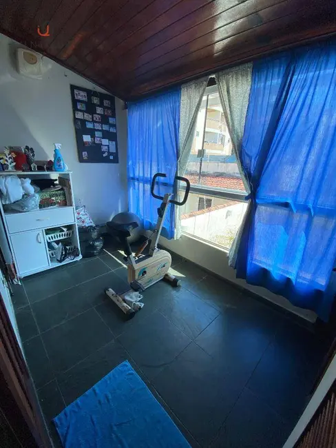 Casa com 3 quartos à venda, 220m2 em Granja dos Cavaleiros, Macae - RJ - imagem 4 Foto 4 de Casa com 3 quartos à venda, 220m2 em Granja dos Cavaleiros, Macae - RJ