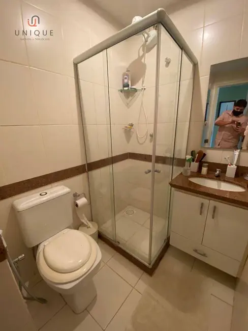 Casa com 3 quartos à venda, 220m2 em Granja dos Cavaleiros, Macae - RJ - imagem 3 Foto 3 de Casa com 3 quartos à venda, 220m2 em Granja dos Cavaleiros, Macae - RJ