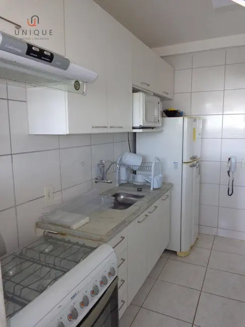 Cobertura com 3 quartos à venda, 120m2 em Granja dos Cavaleiros, Macae - RJ - imagem 4 Foto 4 de Cobertura com 3 quartos à venda, 120m2 em Granja dos Cavaleiros, Macae - RJ