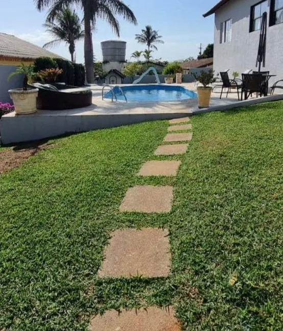 Foto 3 de Casa com 3 quartos à venda, 825m2 em Jardim Centenário, Atibaia - SP